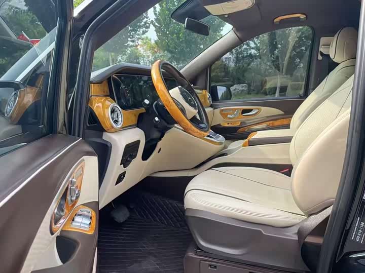 Фото 2 - Mercedes-Benz Vito