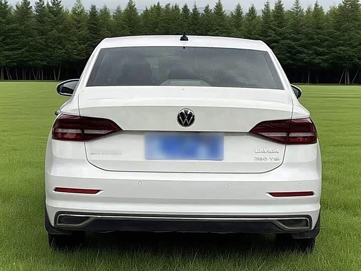 Фото 9 - Volkswagen Lavida