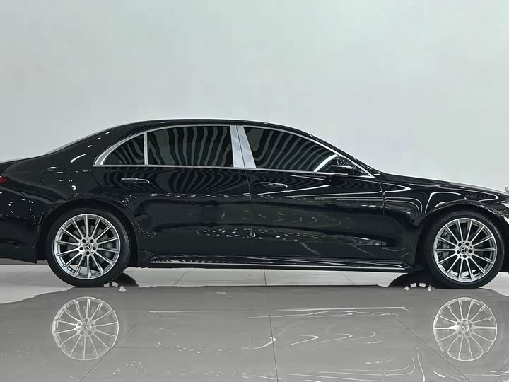 Фото 11 - Mercedes-Benz S-Class