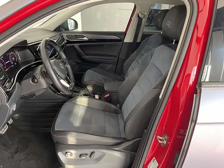 Фото 7 - Volkswagen Tayron X