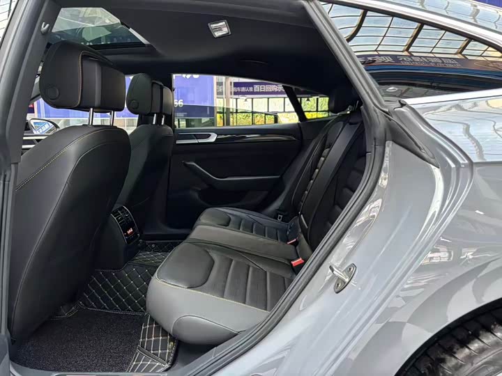 Фото 10 - Volkswagen CC