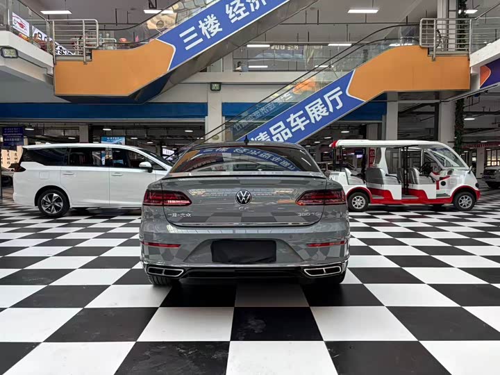 Фото 14 - Volkswagen CC