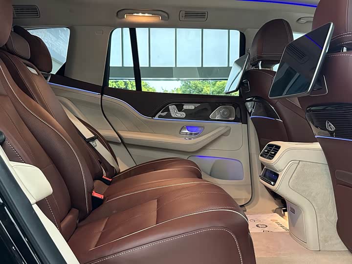 Фото 17 - Mercedes-Benz Maybach GLS