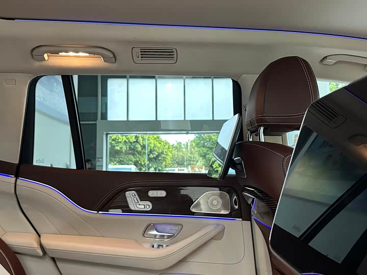 Фото 20 - Mercedes-Benz Maybach GLS