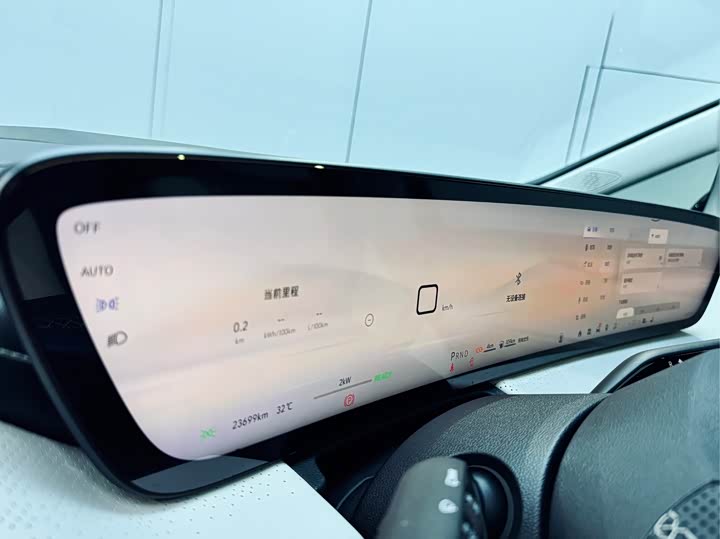 Фото 16 - Buick GL8 Hybrid