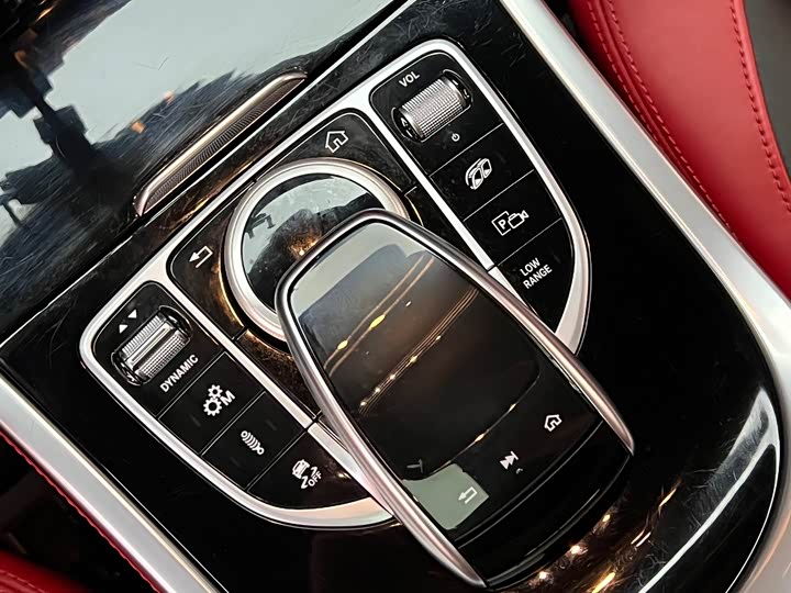 Фото 14 - Mercedes-Benz G-Class AMG