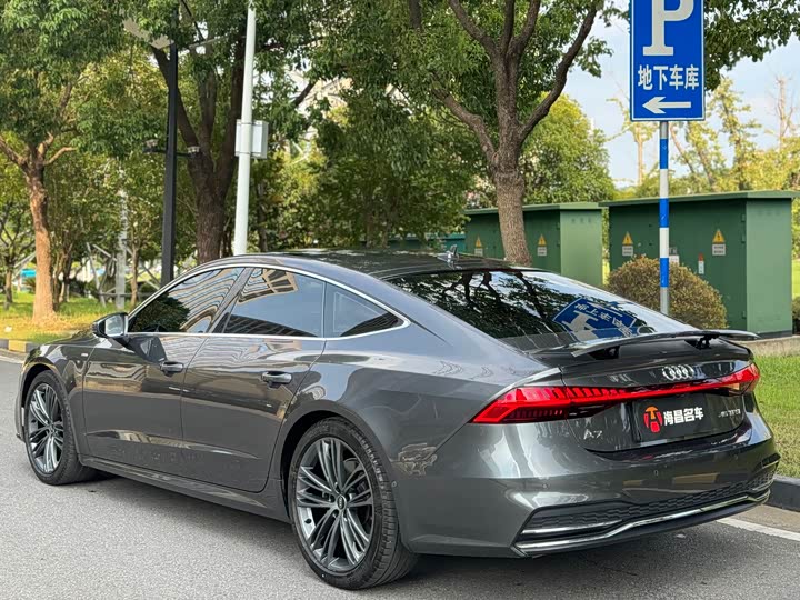 Фото 4 - Audi A7