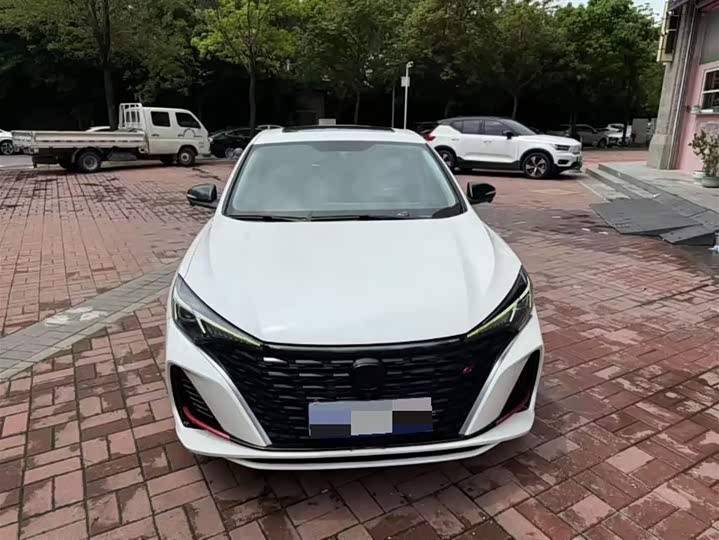Фото 2 - Changan Eado Plus