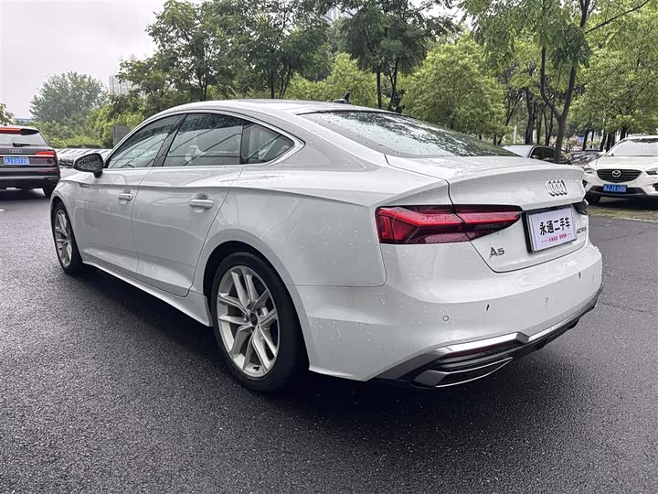 Фото 7 - Audi A5
