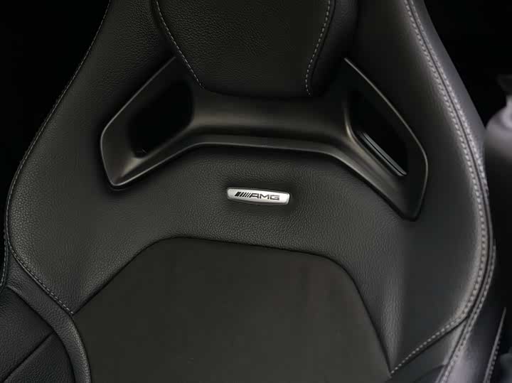 Фото 14 - Mercedes-Benz C-Class AMG