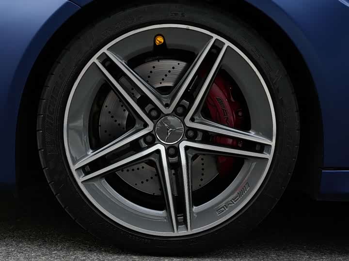 Фото 6 - Mercedes-Benz C-Class AMG