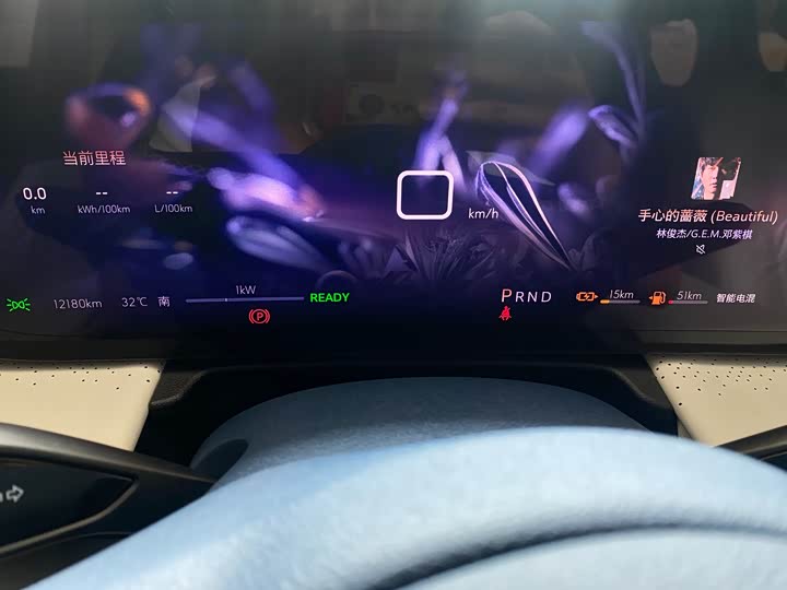 Фото 6 - Buick GL8 Hybrid