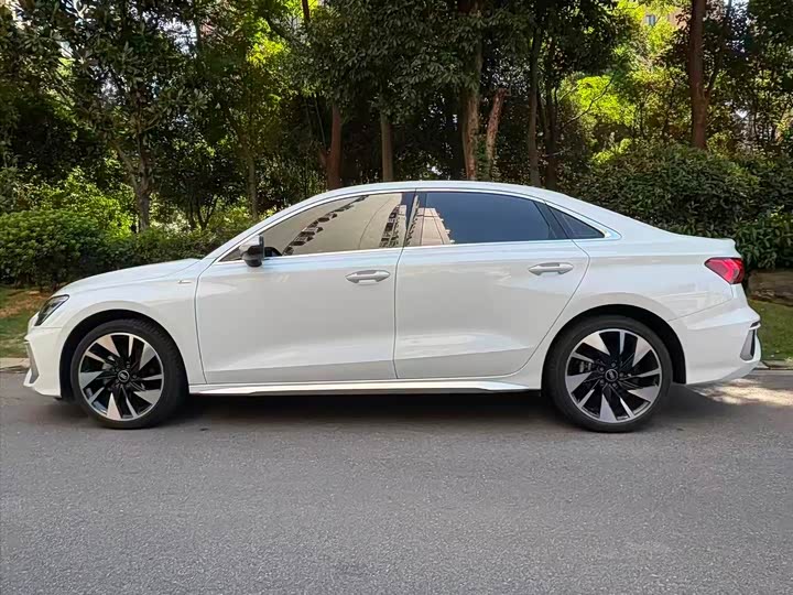 Фото 2 - Audi A3