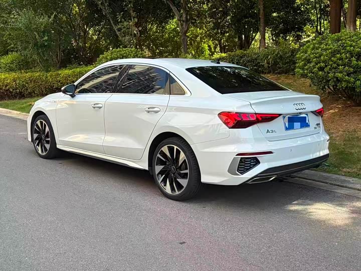 Фото 3 - Audi A3