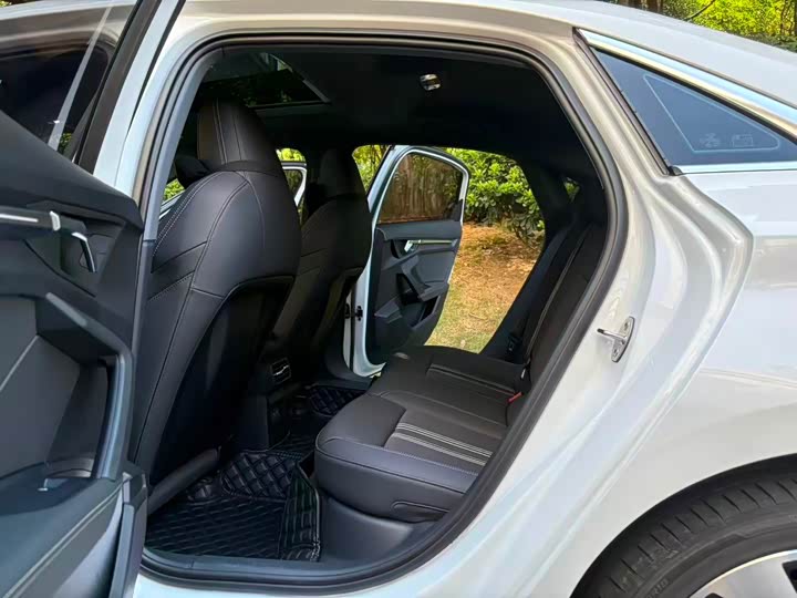 Фото 9 - Audi A3