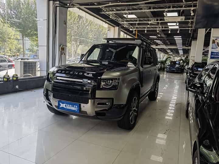 Фото 1 - Land Rover Defender