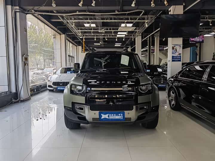 Фото 2 - Land Rover Defender