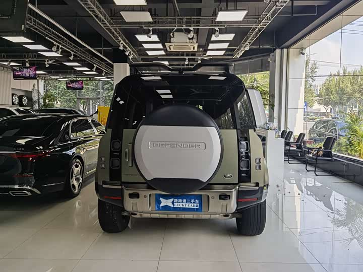 Фото 5 - Land Rover Defender