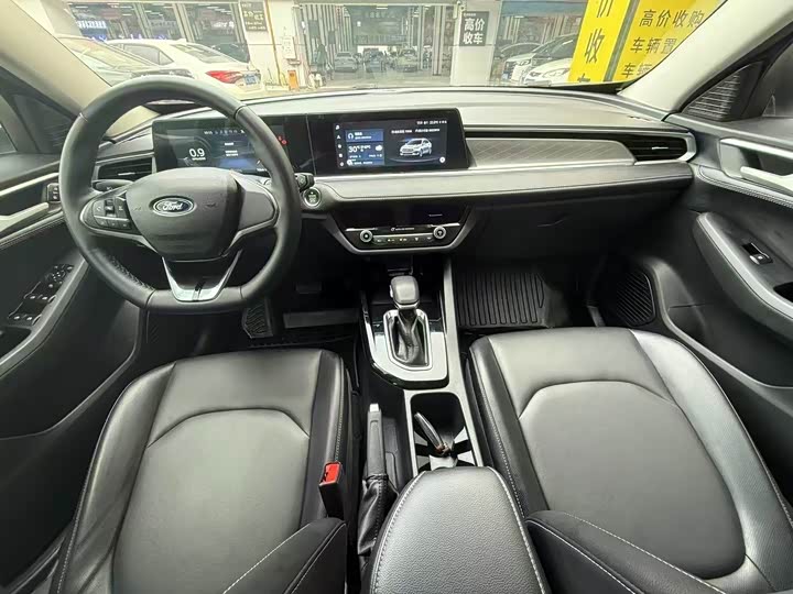 Фото 6 - Ford Escort