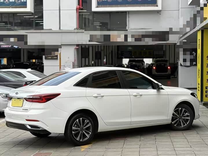 Фото 7 - Ford Escort