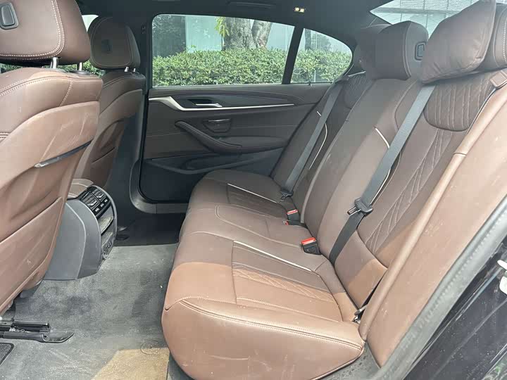 Фото 6 - BMW 5 Series