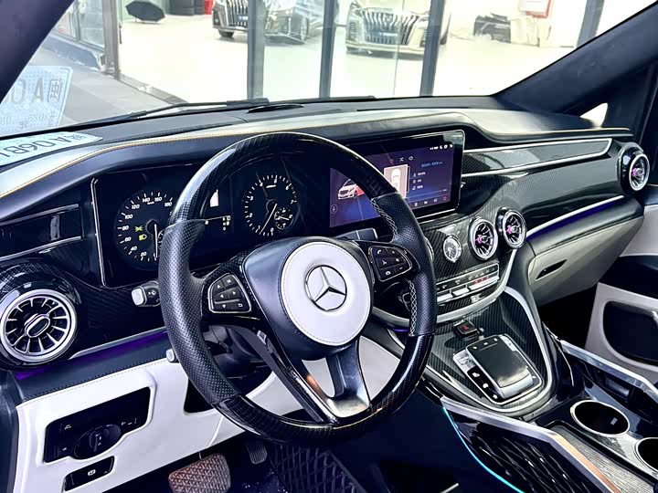 Фото 7 - Mercedes-Benz Vito