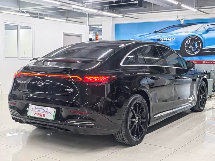 Фото 7 - Mercedes-Benz EQE