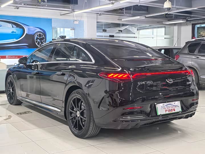 Фото 9 - Mercedes-Benz EQE