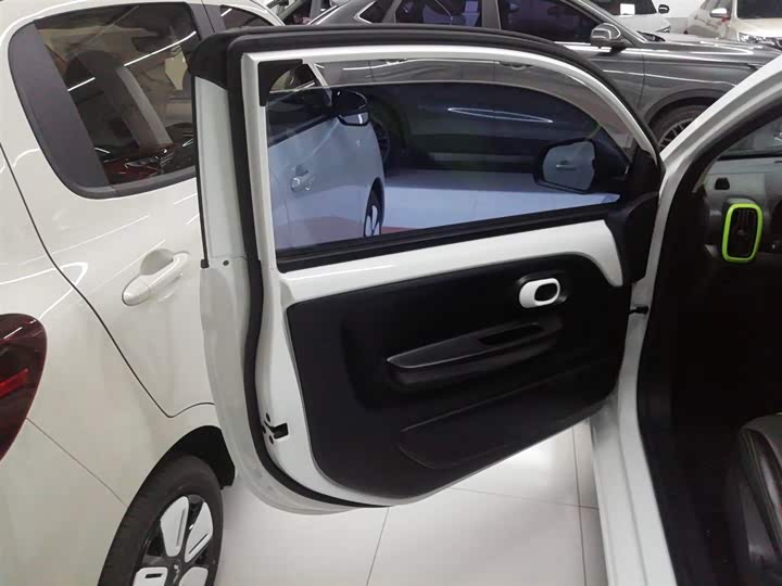 Фото 29 - Roewe Clever