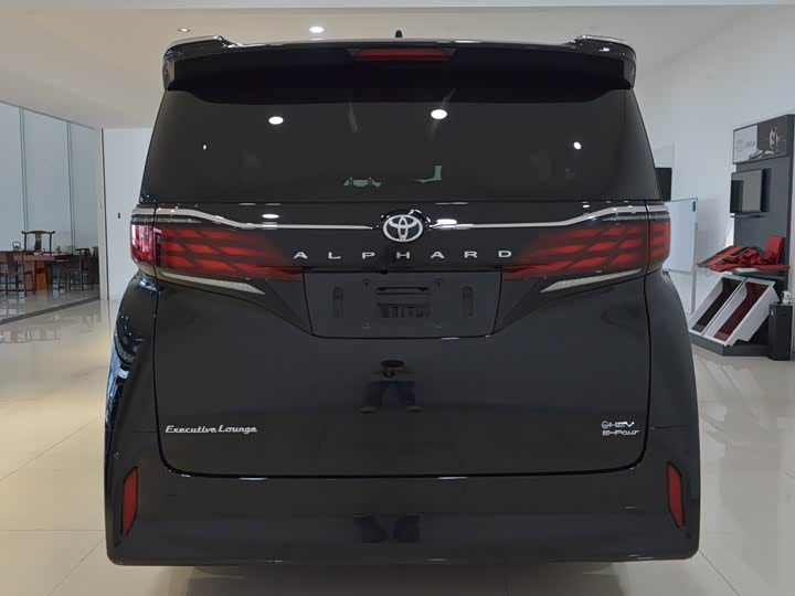 Фото 6 - Toyota Alphard