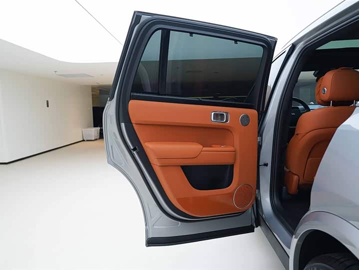 Фото 13 - LiXiang L9