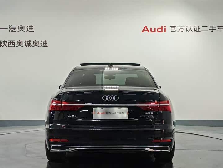 Фото 5 - Audi A6L