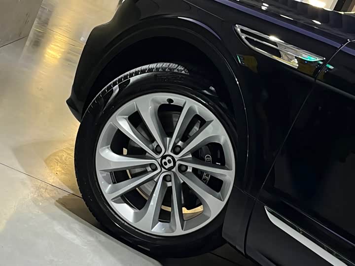 Фото 5 - Bentley Bentayga