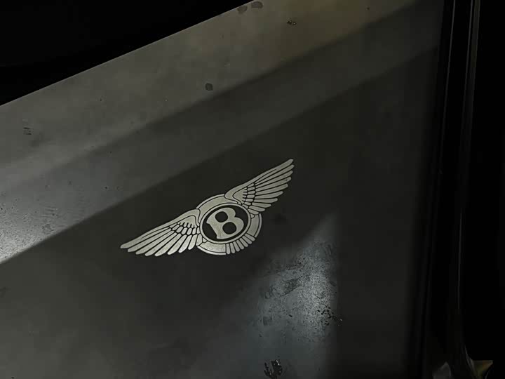 Фото 6 - Bentley Bentayga