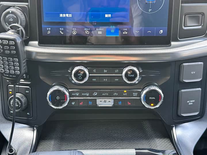 Фото 18 - Ford F-150 Raptor