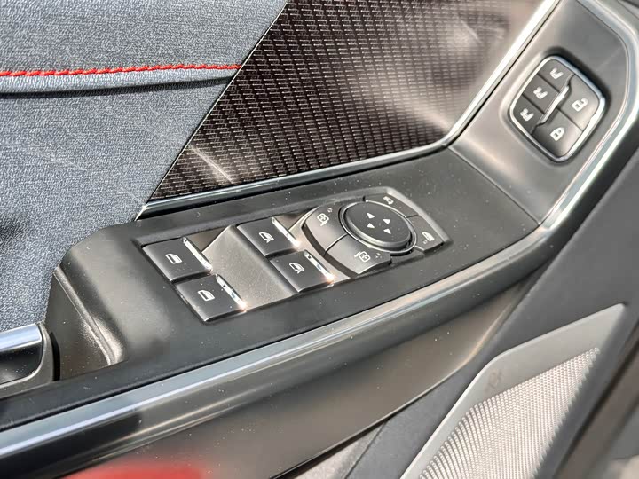 Фото 28 - Ford F-150 Raptor