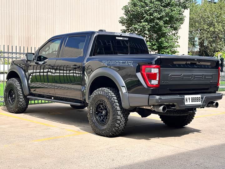 Фото 6 - Ford F-150 Raptor