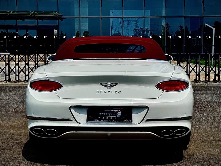 Фото 5 - Bentley Continental GT