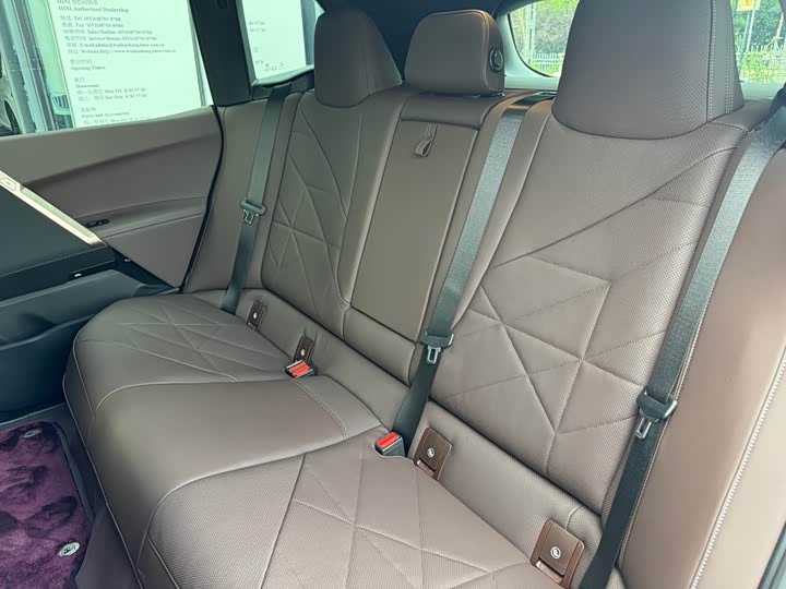 Фото 18 - BMW iX