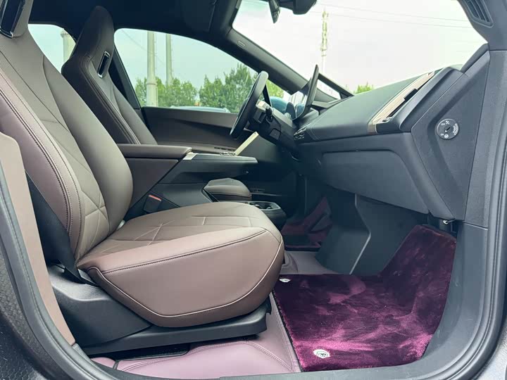 Фото 24 - BMW iX