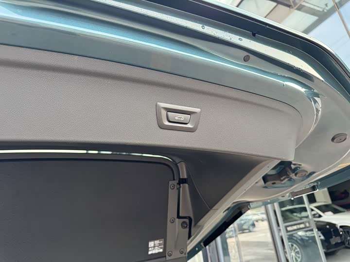 Фото 28 - BMW iX