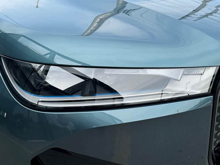 Фото 29 - BMW iX