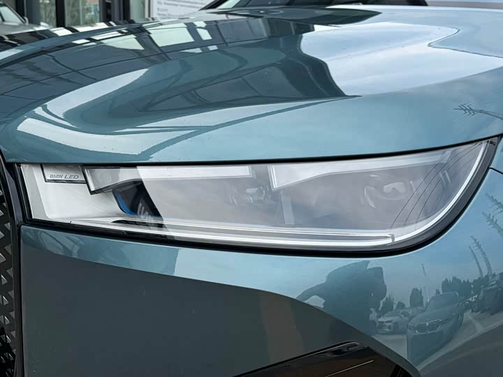 Фото 30 - BMW iX