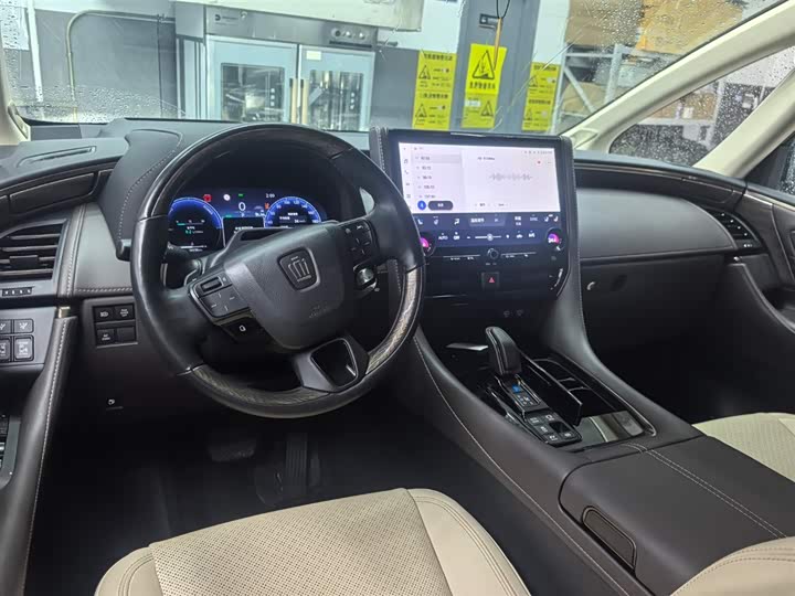 Фото 8 - Toyota Vellfire