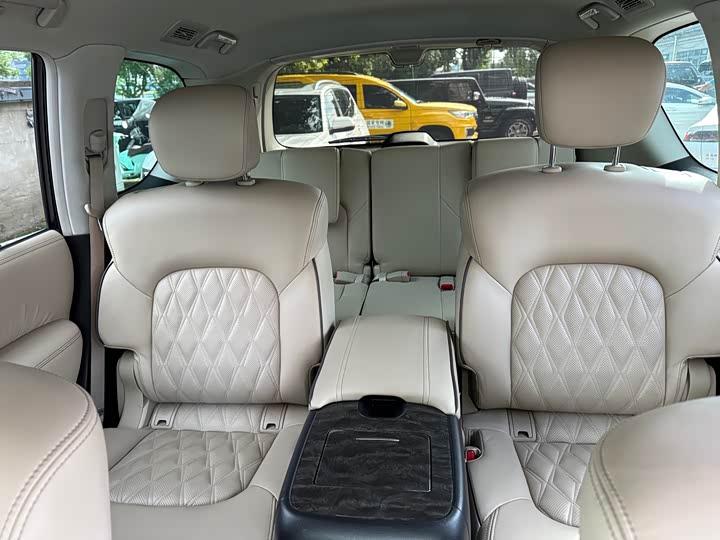 Фото 12 - Nissan Armada