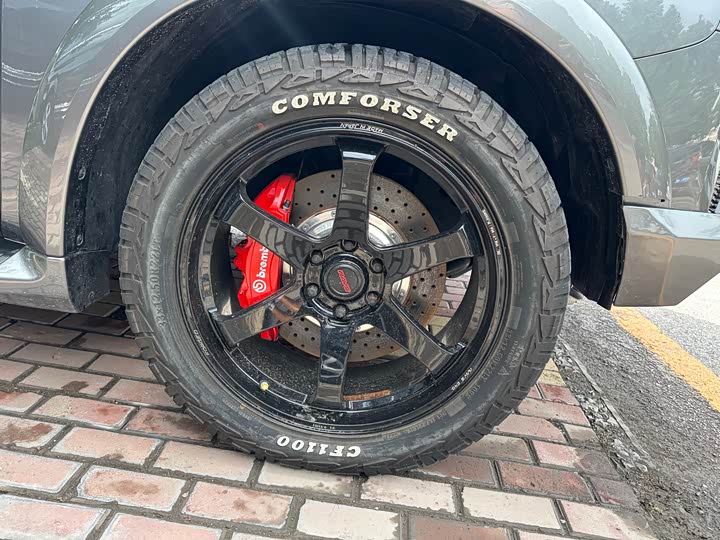 Фото 18 - Nissan Armada