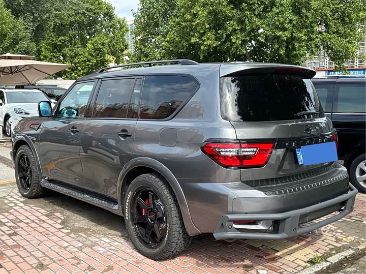 Фото 4 - Nissan Armada