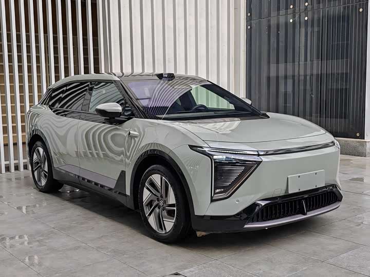 Фото 3 - HiPhi Y