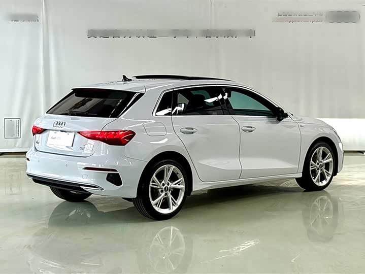 Фото 10 - Audi A3