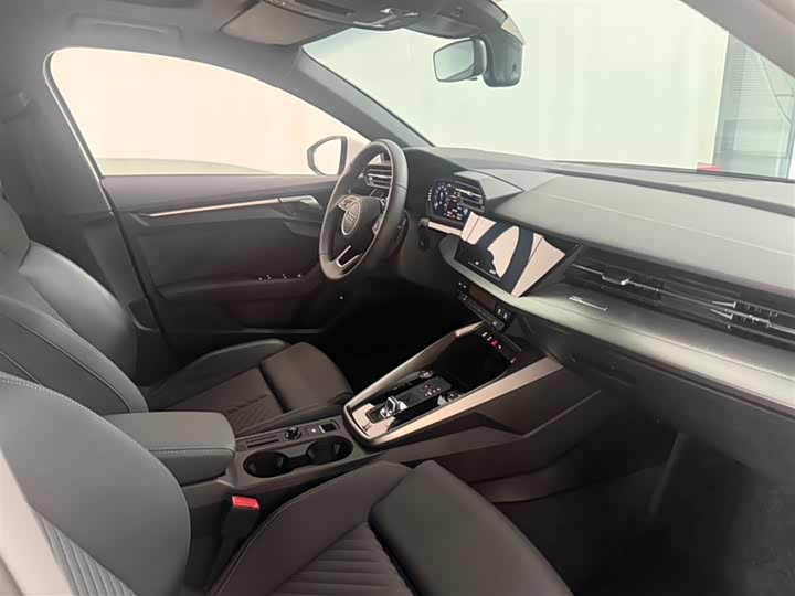 Фото 16 - Audi A3